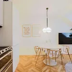 Stunning By The Lakes Apartamento Copenhague