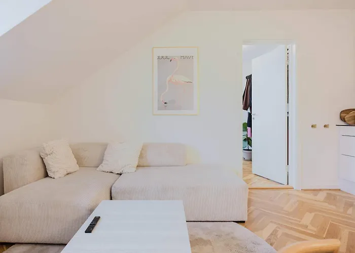 Stunning By The Lakes Lejlighed